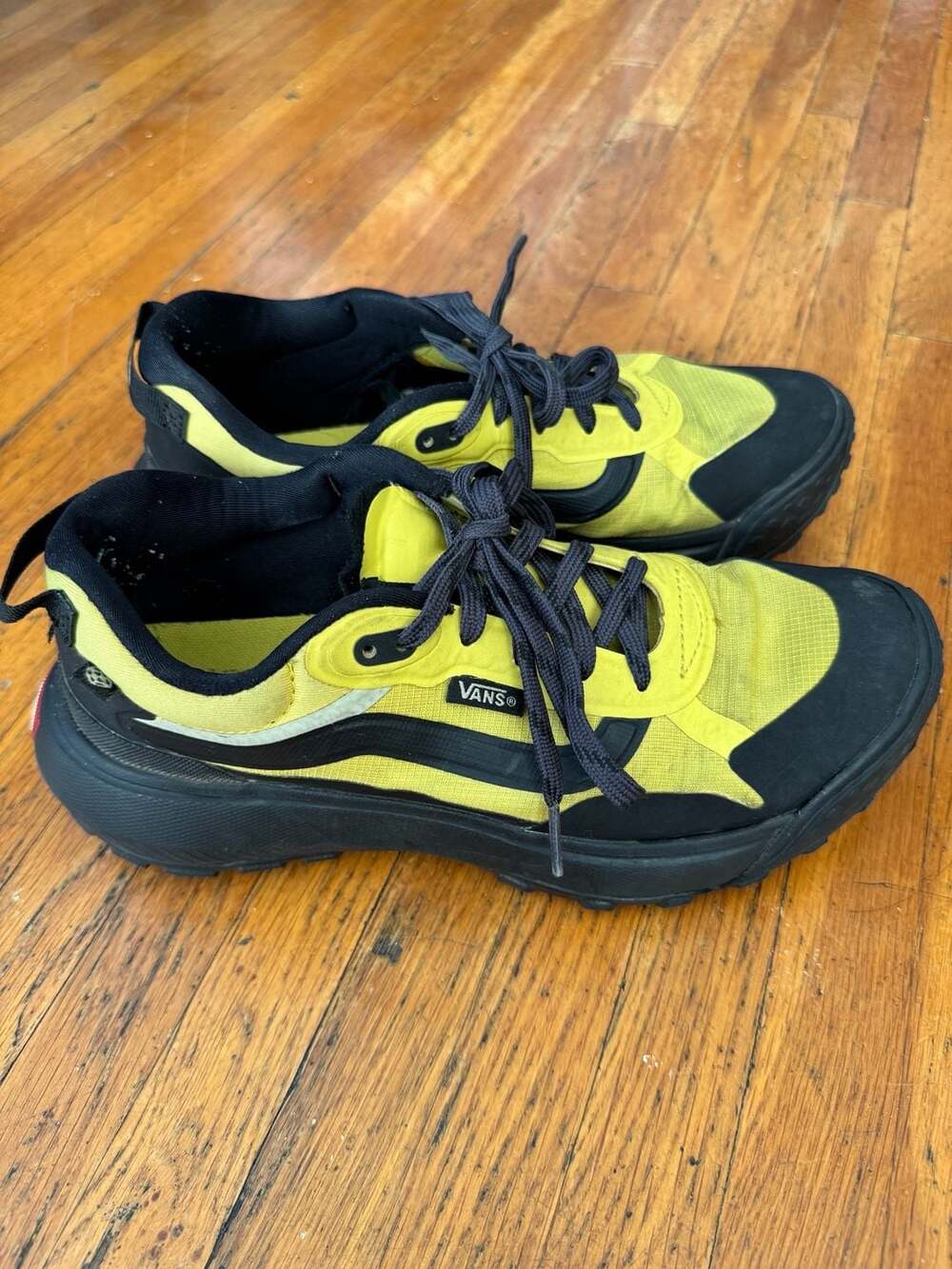 Vans MTE Crosspath Yellow Black Sneakers Men's Size 6 / Women's Size 7.5